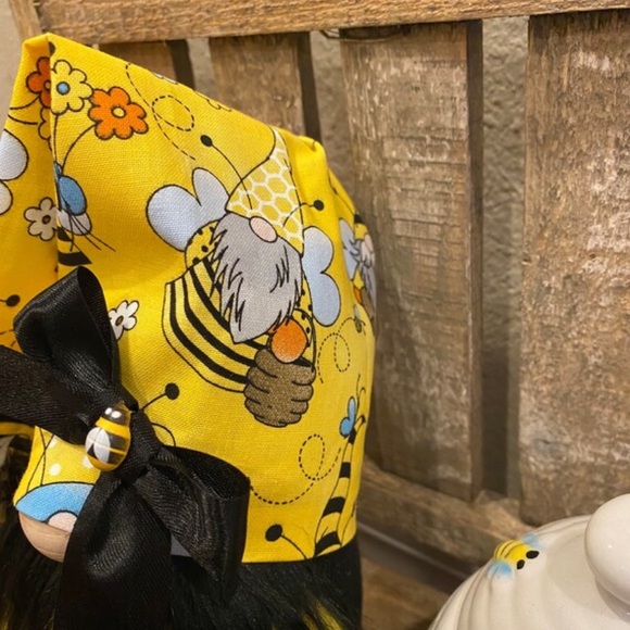 🐝Bee Gnome, Bee Decor, Summer Gnome, Handmade Gnome, Tier Tray Decor - Picture 5 of 5